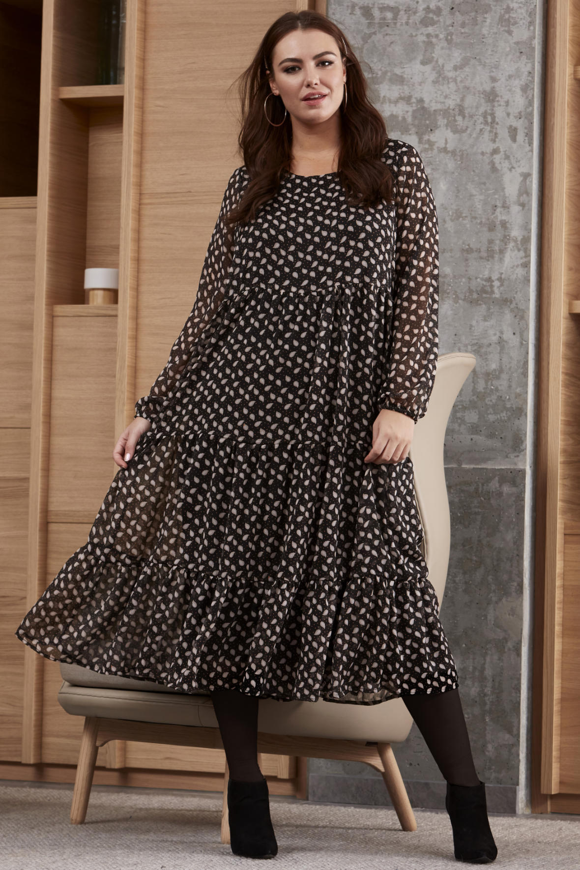 Zhenzi Elly chiffon kjole print - to lags løsmodel - plus piger Hos Lohse