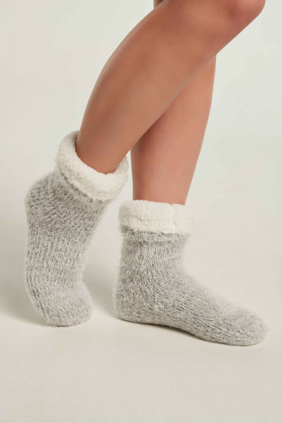 Femilet - Hyggesokker Skridsikre - Warm Soft Socks - Grå
