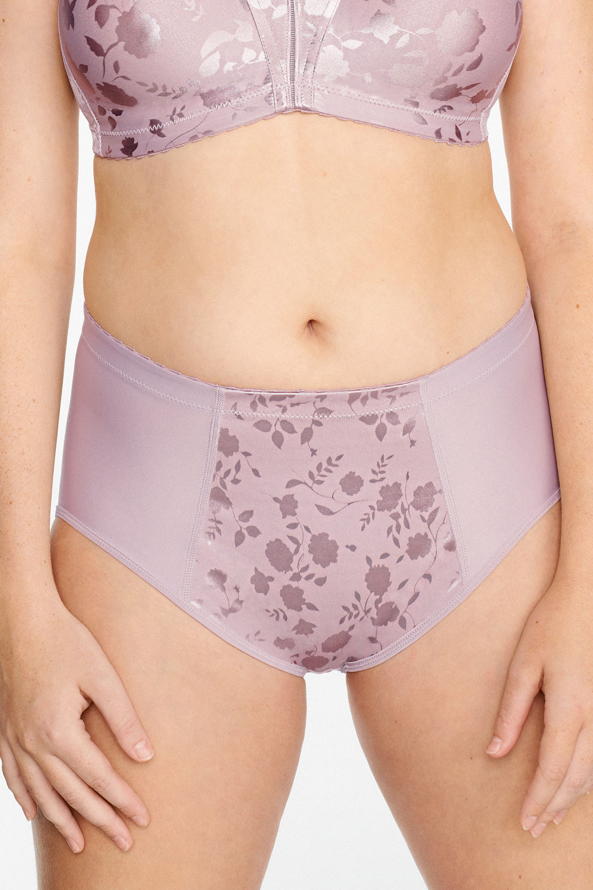 Naturana Minimizer Panties maxi trusser i gl. - Hos Lohse