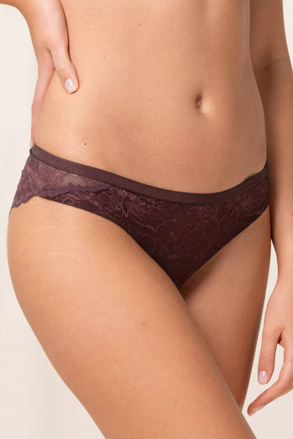 Triumph - Amourette Charm Brazilian 01 Trusse - Bordeaux