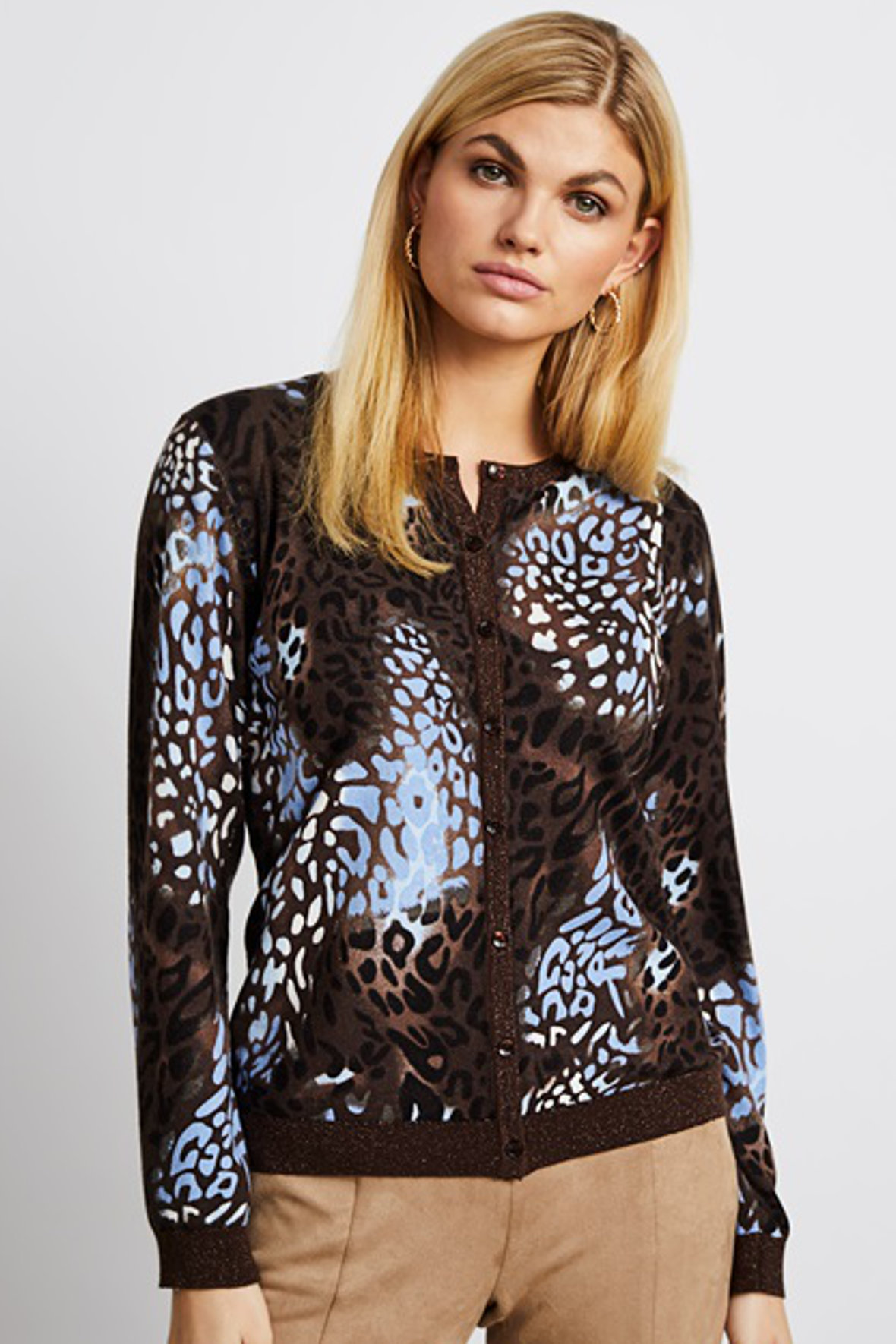 Micha Basic Animal Print Knit - løs strik m dyreprint - brunblå - Hos Lohse
