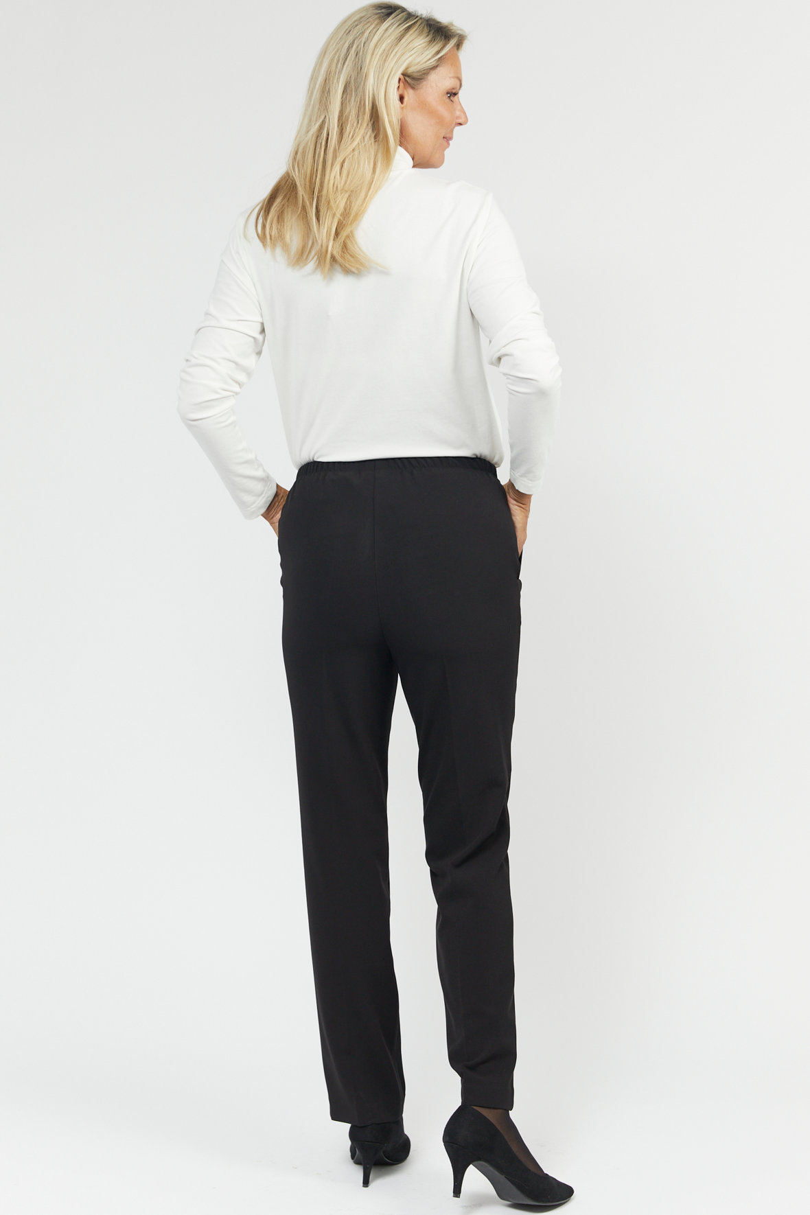 Brandtex Sofie slim bukser - sorte - DAME - Lohse