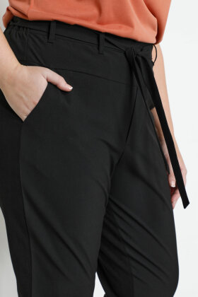 Kaffe Curve - KC-Jia Belt Pants - Jersey & Væv Bukser - Sort