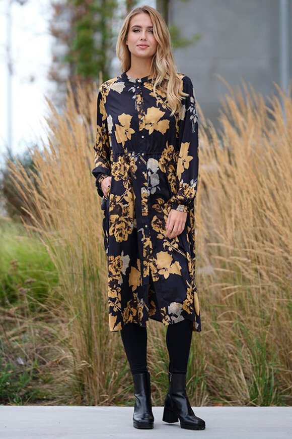 Prepair - Jasmin Dress - Kjole Gennemgående Knapstolpe - Sort