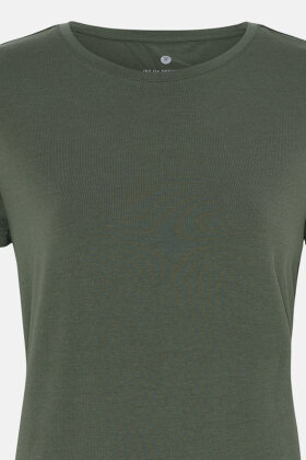 JBS of Denmark - Bamboo Blend Basic Tee - T-shirt - Army Grøn