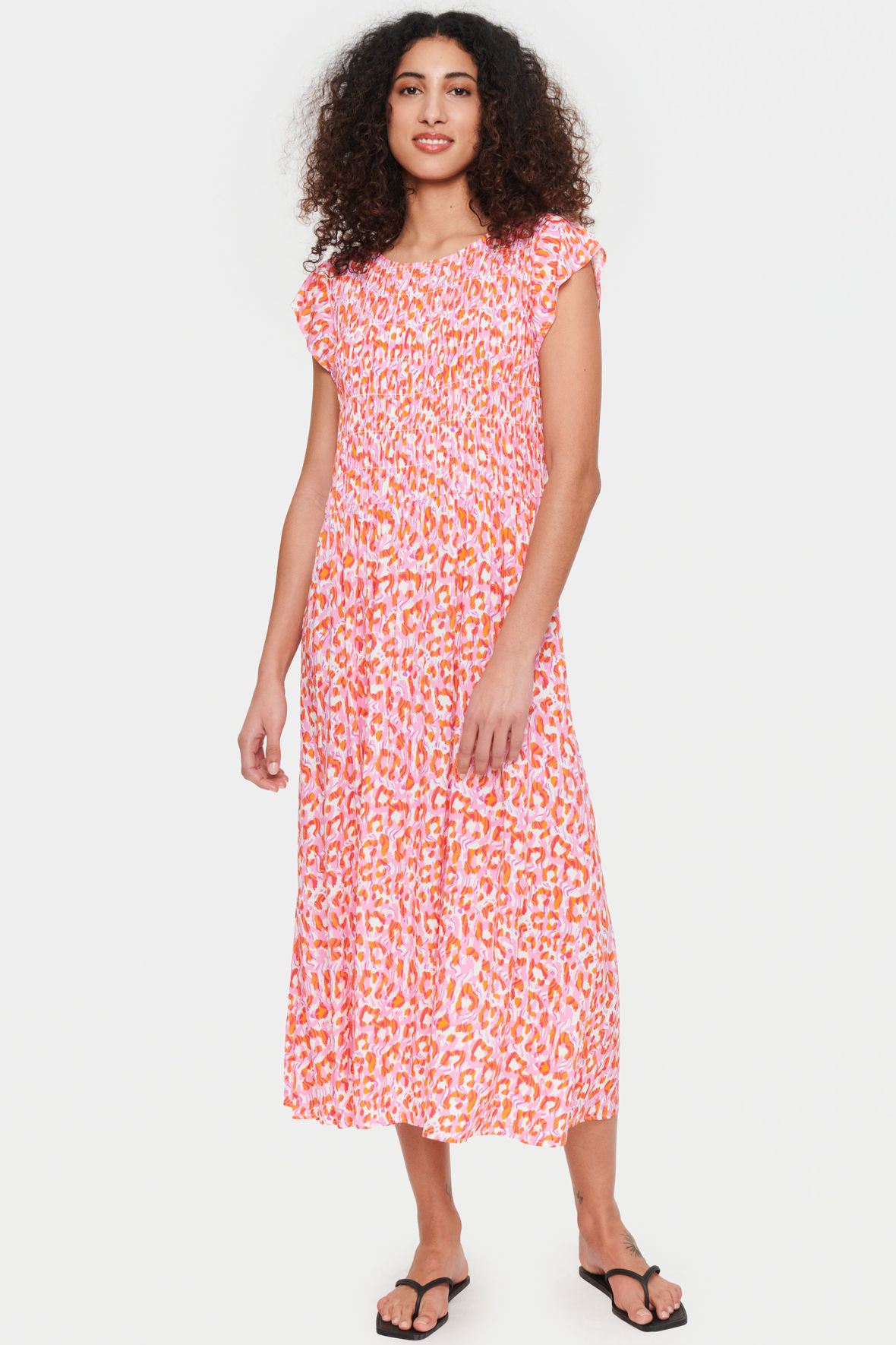 Saint Tropez sommerkjoler - her GislaSZ maxi med grafisk print - Hos Lohse