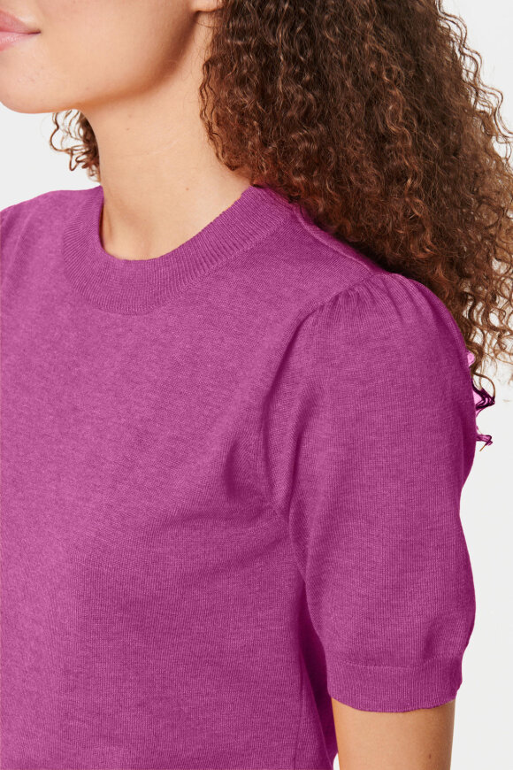 Saint Tropez - MilaSZ SS Pullover - Kortærmet Strikbluse - Radiant Orchid