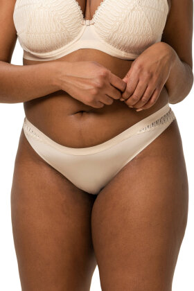 Triumph - Aura Spotlight G-String - Creamy Dream