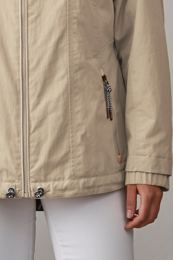Junge Nikki Short Jacket Sand main image 1