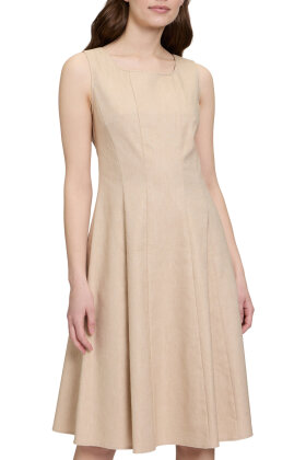 Betty Barclay - Kjole - Stil & Komfort - Sand