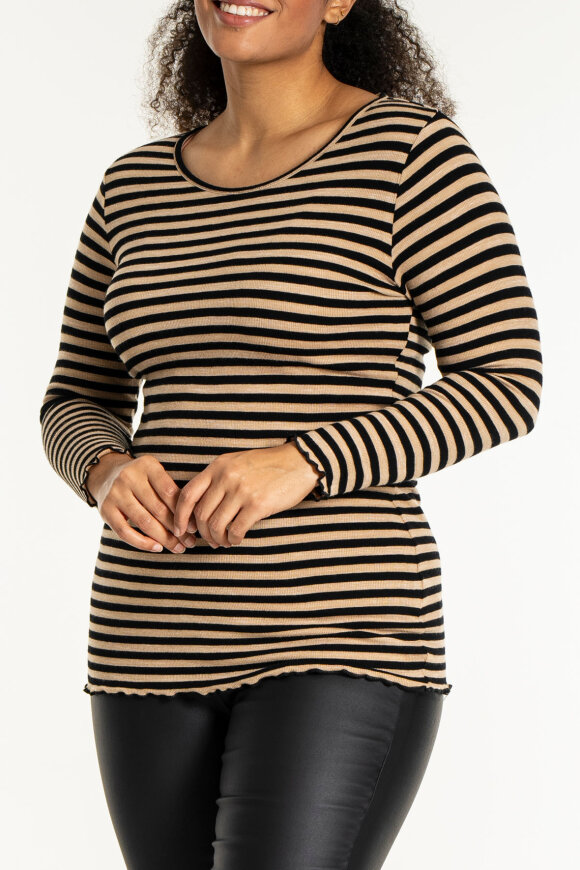 Sandgaard - Ribstrikket Top - Sand