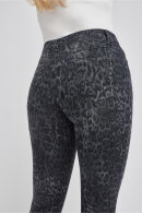 Wonderjeans - Classic Jeans - Regular Mid Waist & Straight Leg - Leo Black Grey Wonderjeans - Classic Jeans - Regular Mid Waist & Straight Leg - Leo Black Grey