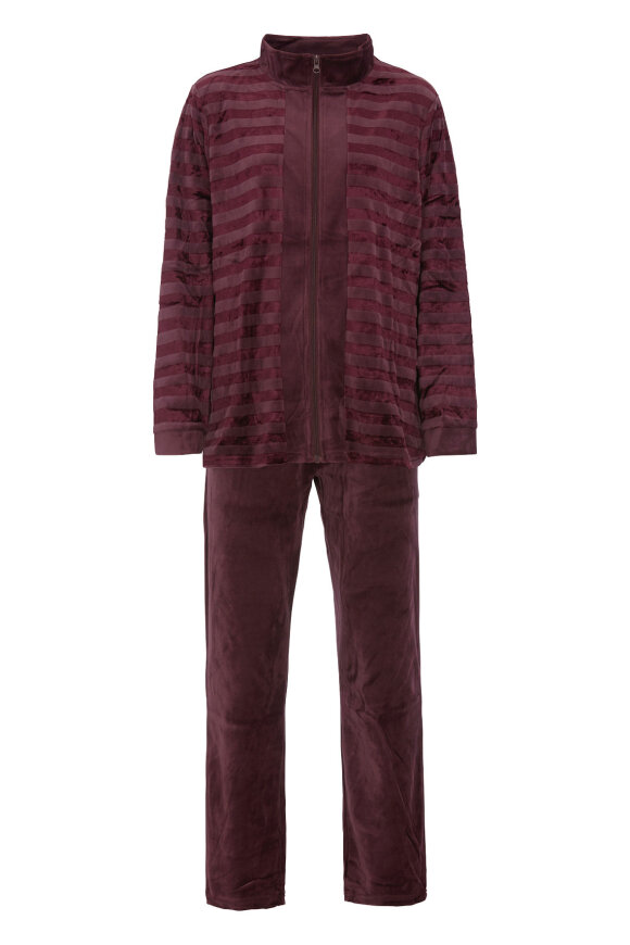 Damella - Velour Hjemmesæt - Mørkerød Damella - Velour Hjemmesæt - Mørkerød