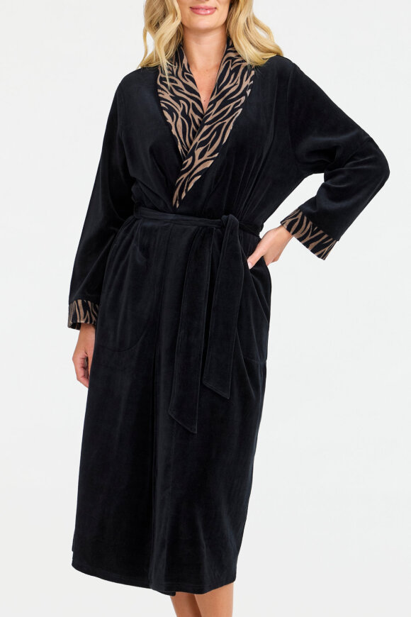 Damella - Velour Print Kåbe -  Sort & Nougat