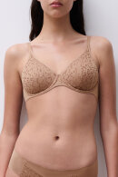 Chantelle EasyFeel - Norah Full Cup - Bøjle Bh - Mørk Sand Chantelle EasyFeel - Norah Full Cup - Bøjle Bh - Mørk Sand