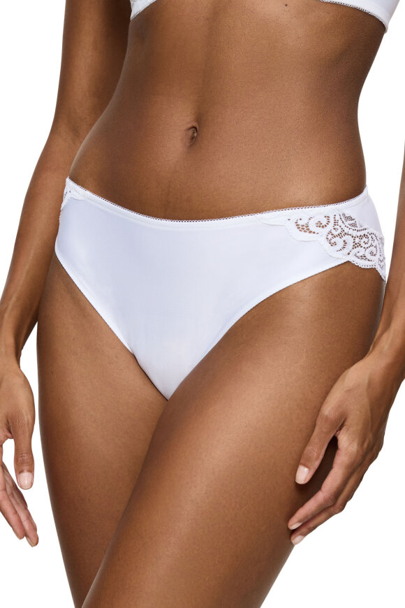 Triumph - Amourette Tai - Hvid Triumph - Amourette Tai - Hvid