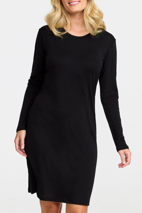 Damella - Uld Under- & Natkjole - Sort