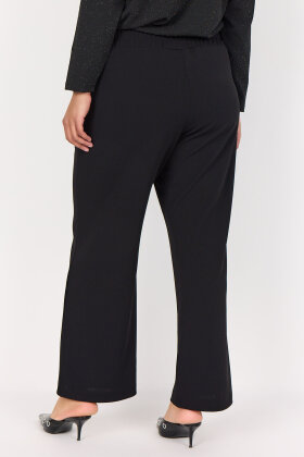 Wasabiconcept - WA-Kufa 5 - Stilfuld Buks - Sort