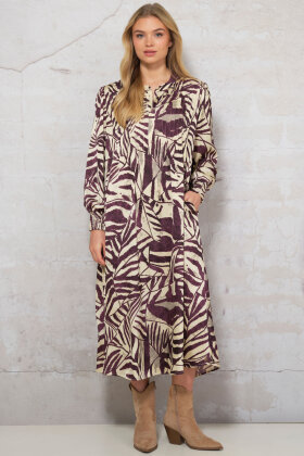 Prepair - Carla Dress - Print Midi Kjole - Blomme