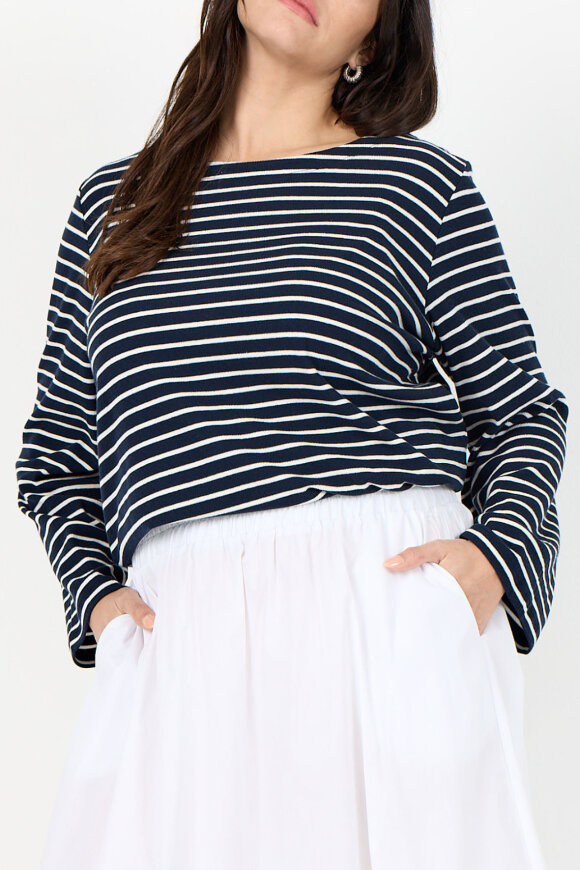 Wasabiconcept - WA-Sakar 2 T-shirt - Navy