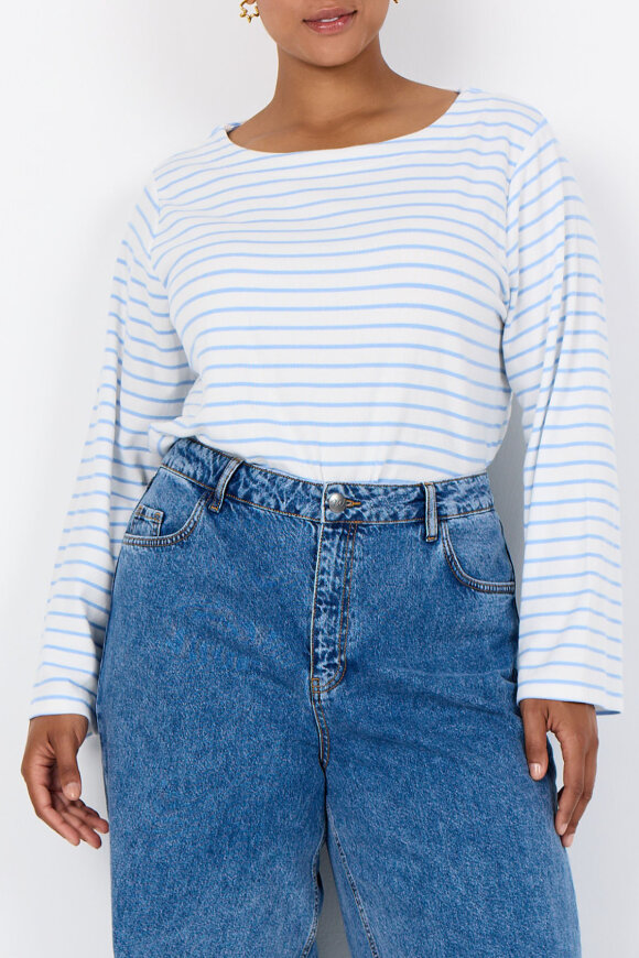 Wasabiconcept - WA-Sakar 2 T-shirt - Lyseblå