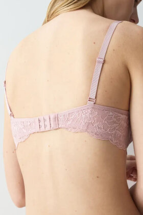 Triumph - Amourette Charm T W02 - Rosa