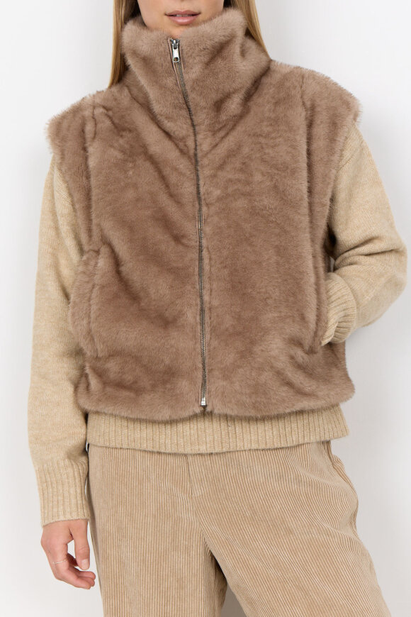 SoyaConcept - SC-Haye 1 Fake Fur Overtøjsvest - Camel SoyaConcept - SC-Haye 1 Fake Fur Overtøjsvest - Camel